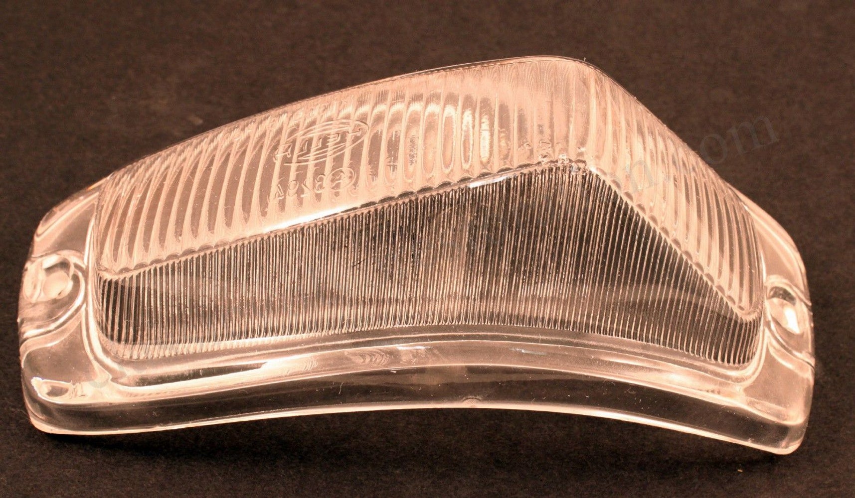 Blinklysglas hvidt til Volvo Amazon, 1957-61, venstre — bild 1 av 2
